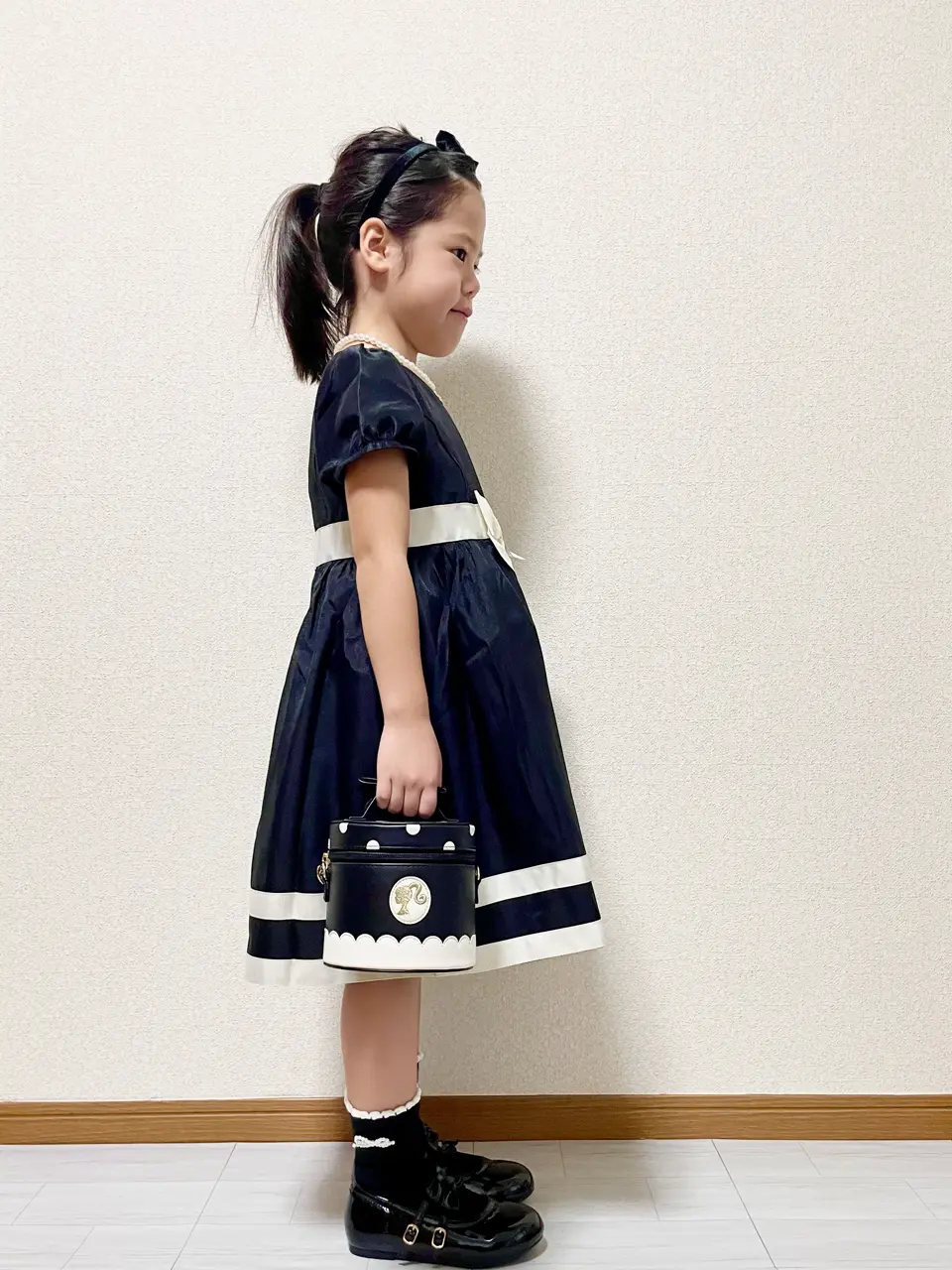 ANY MIKA コーディネート画像