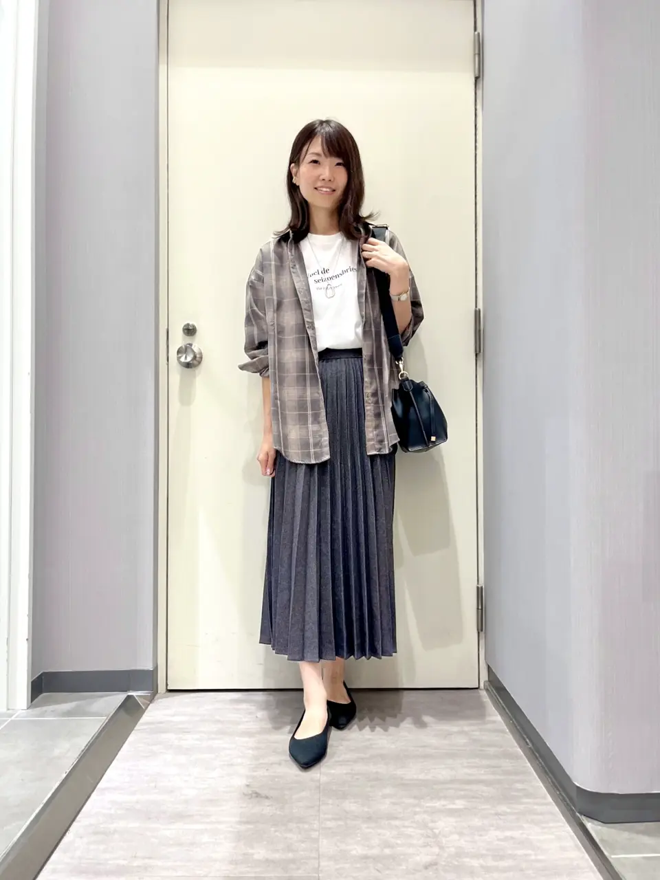 ANY 金井 コーディネート画像