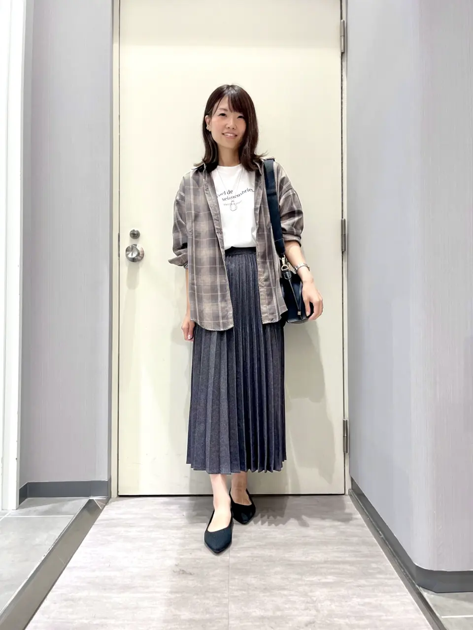 ANY 金井 コーディネート画像