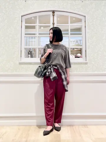 ANY MIKA コーディネート画像