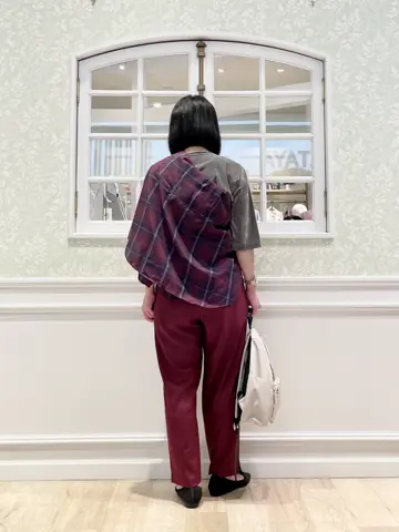 ANY MIKA コーディネート画像