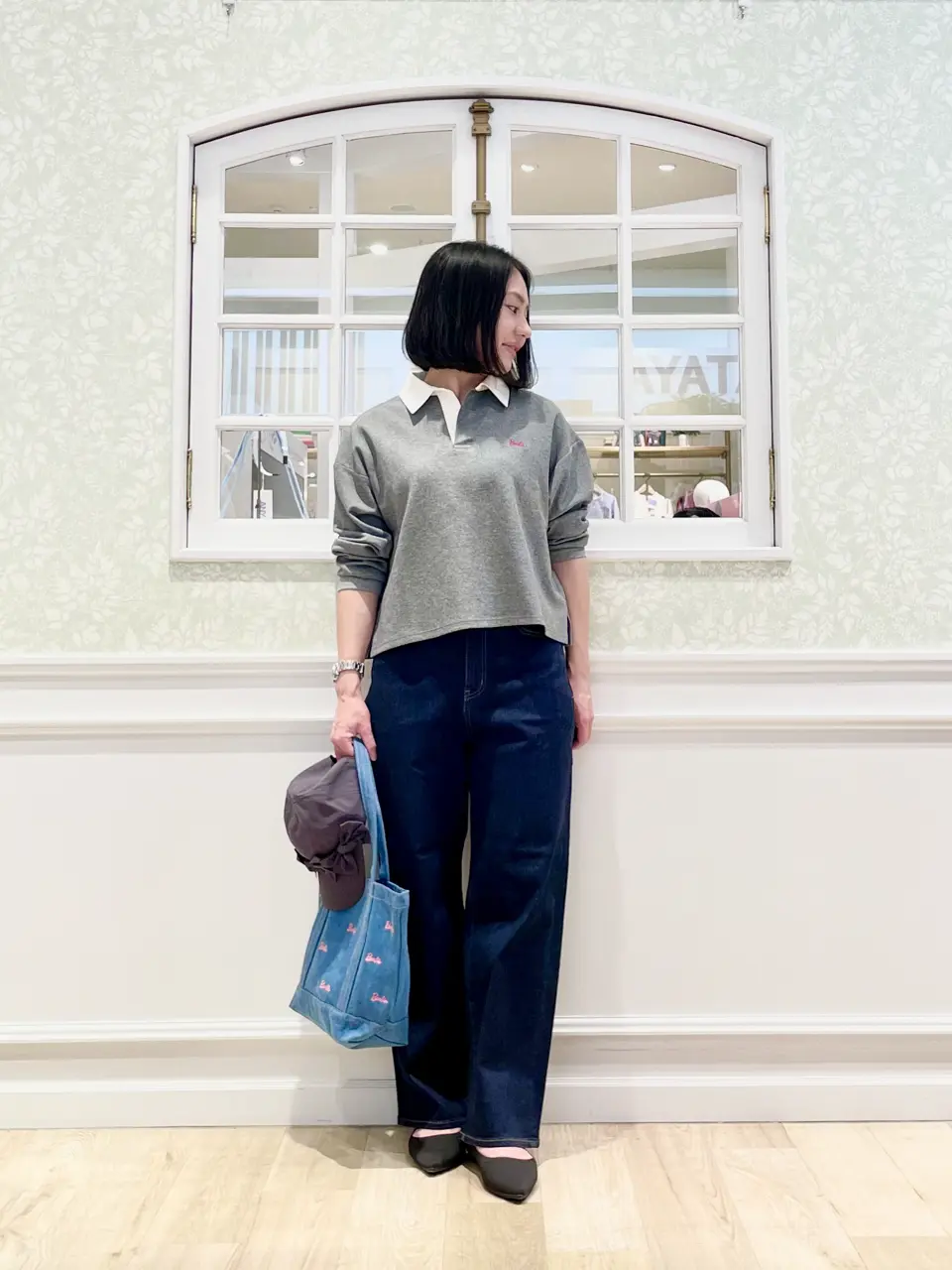 ANY MIKA コーディネート画像