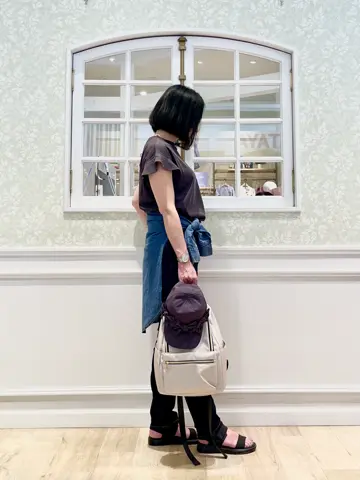 ANY MIKA コーディネート画像