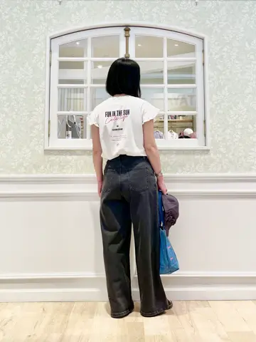 ANY MIKA コーディネート画像