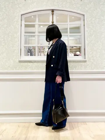 ANY MIKA コーディネート画像