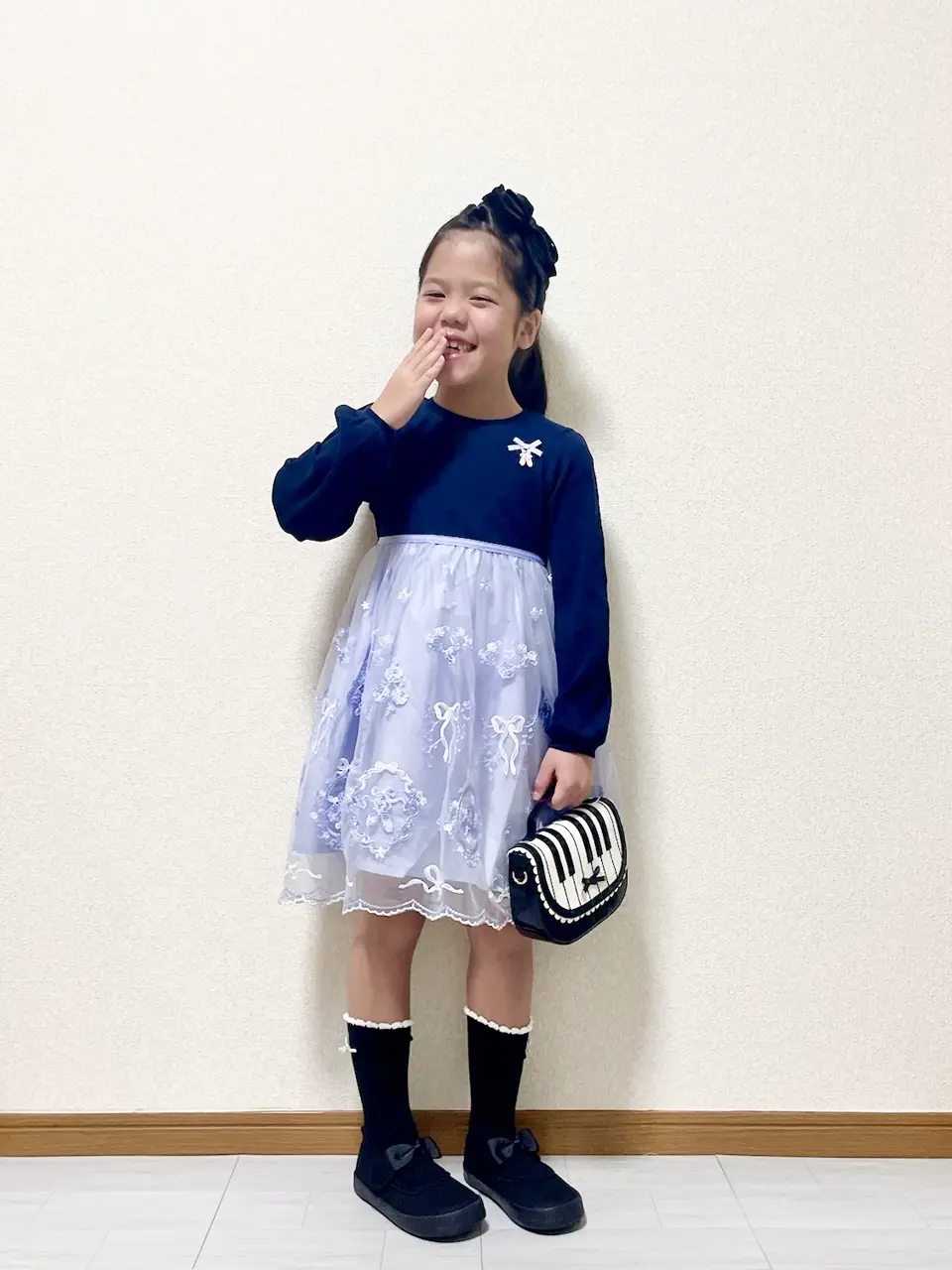 ANY MIKA コーディネート画像