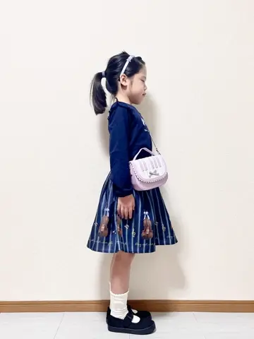 ANY MIKA コーディネート画像