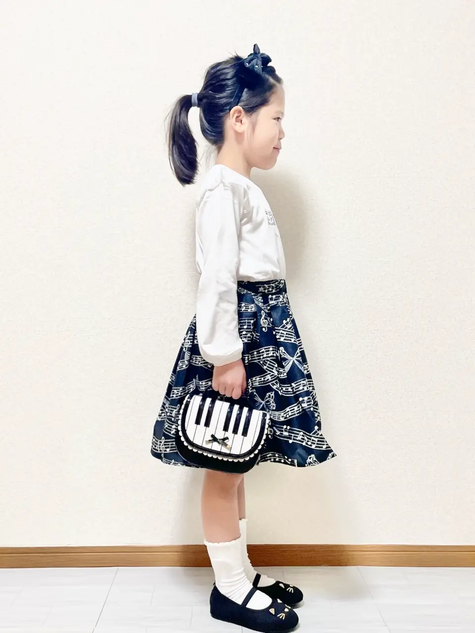 ANY MIKA コーディネート画像