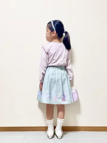 ANY MIKA コーディネート画像