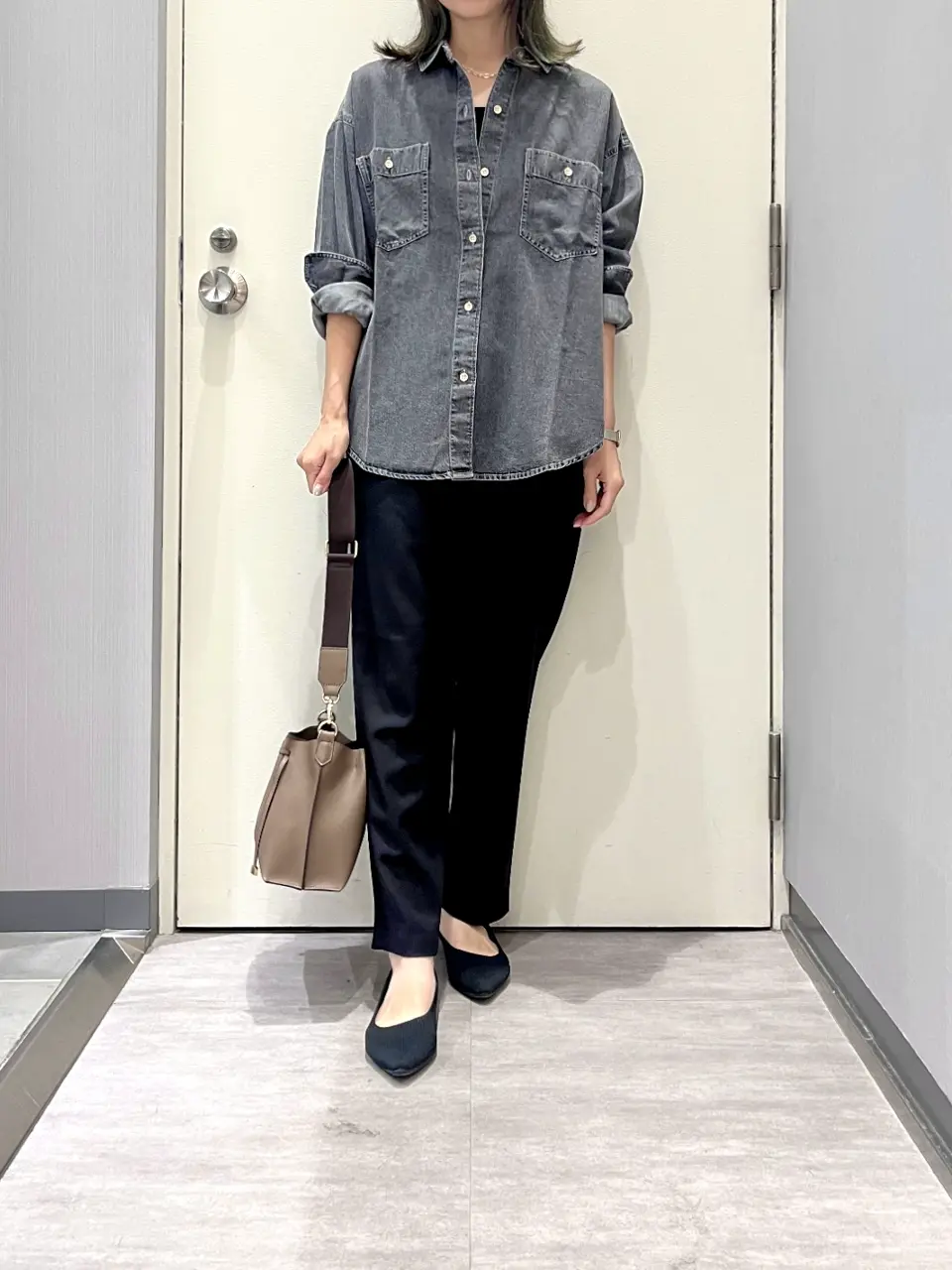 ANY 金井 コーディネート画像