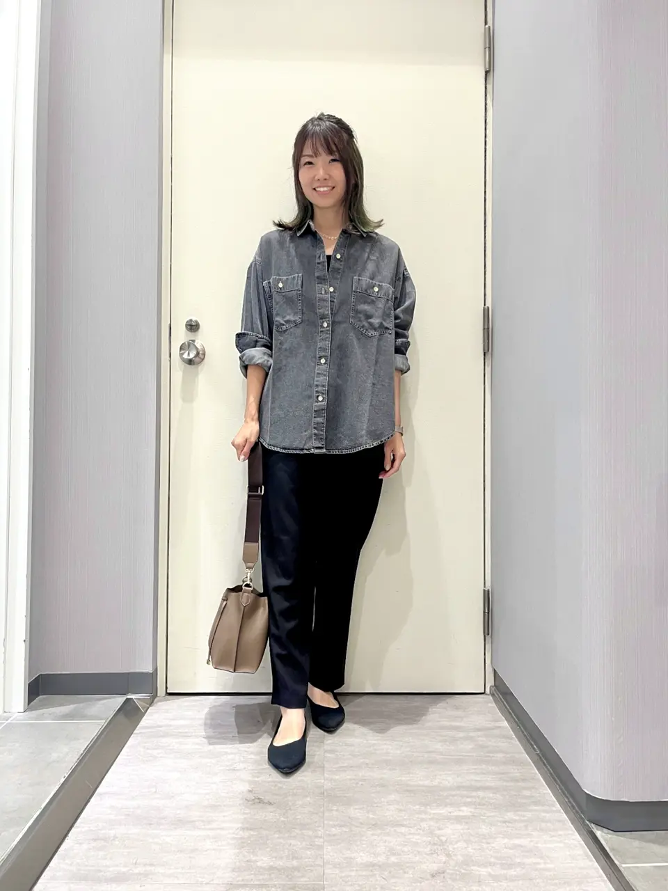 ANY 金井 コーディネート画像