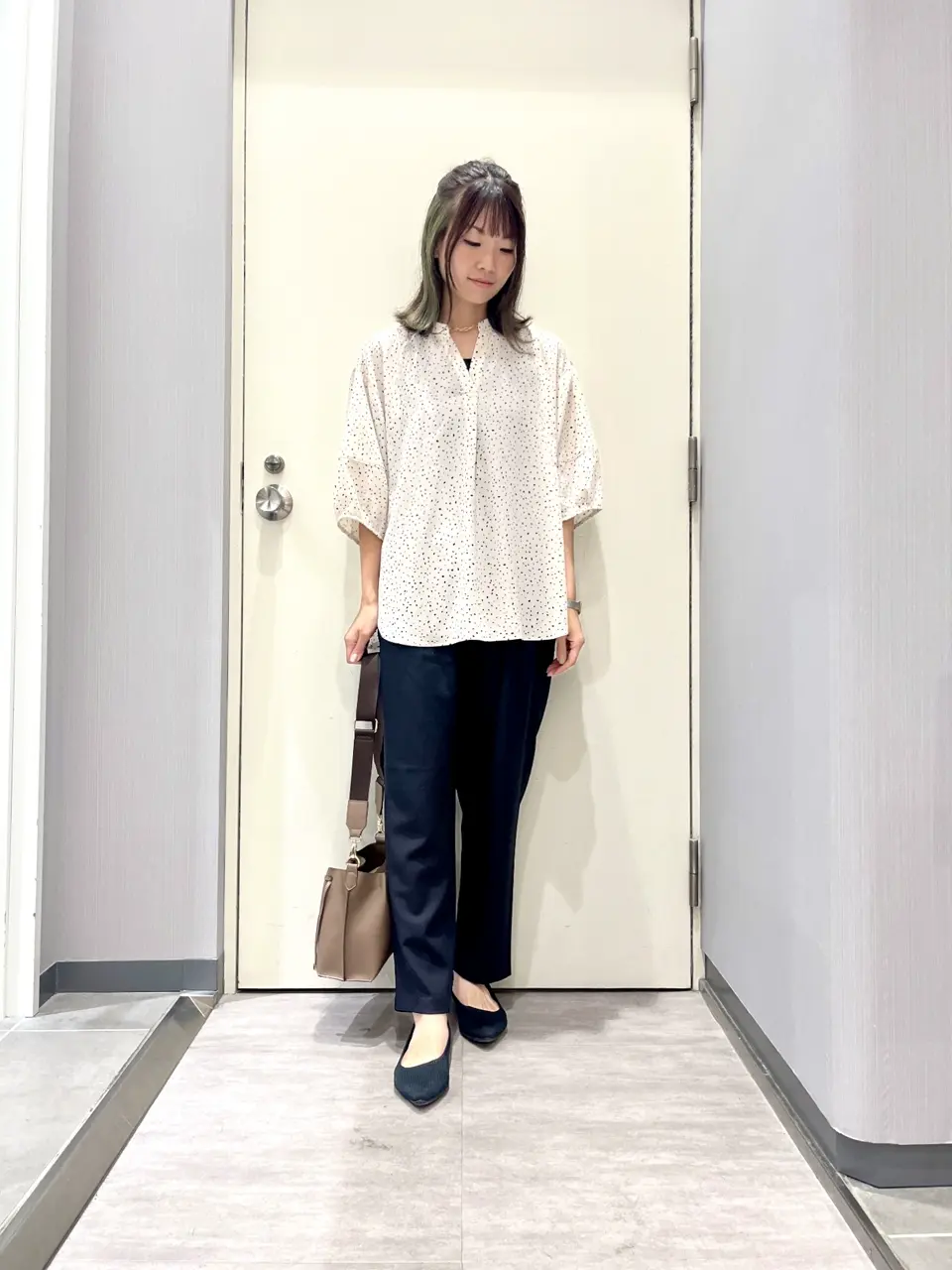 ANY 金井 コーディネート画像