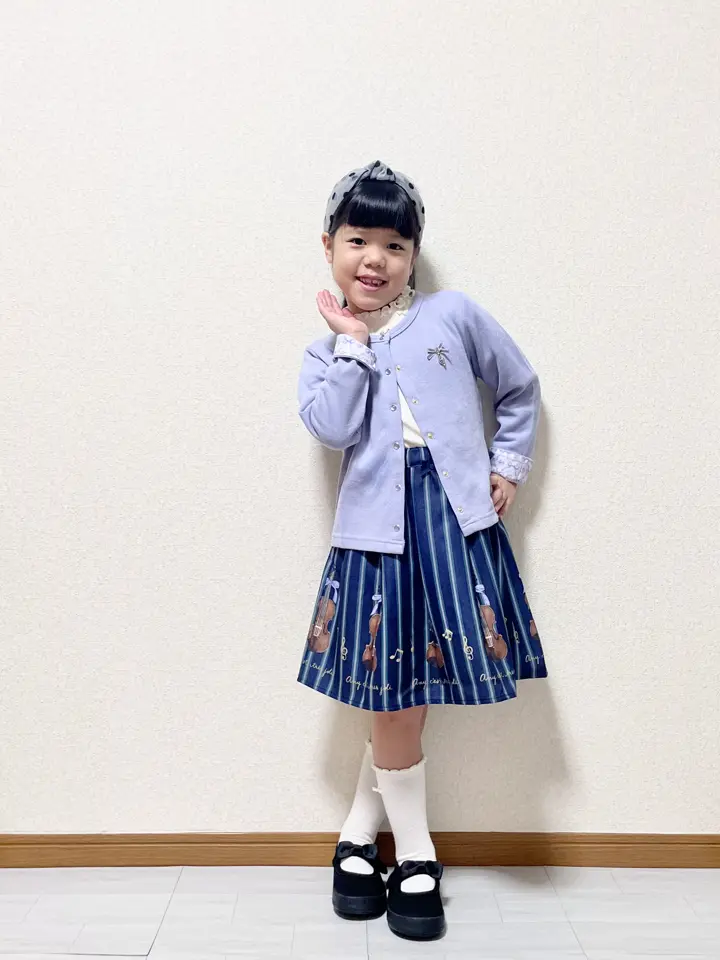 ANY MIKA コーディネート画像