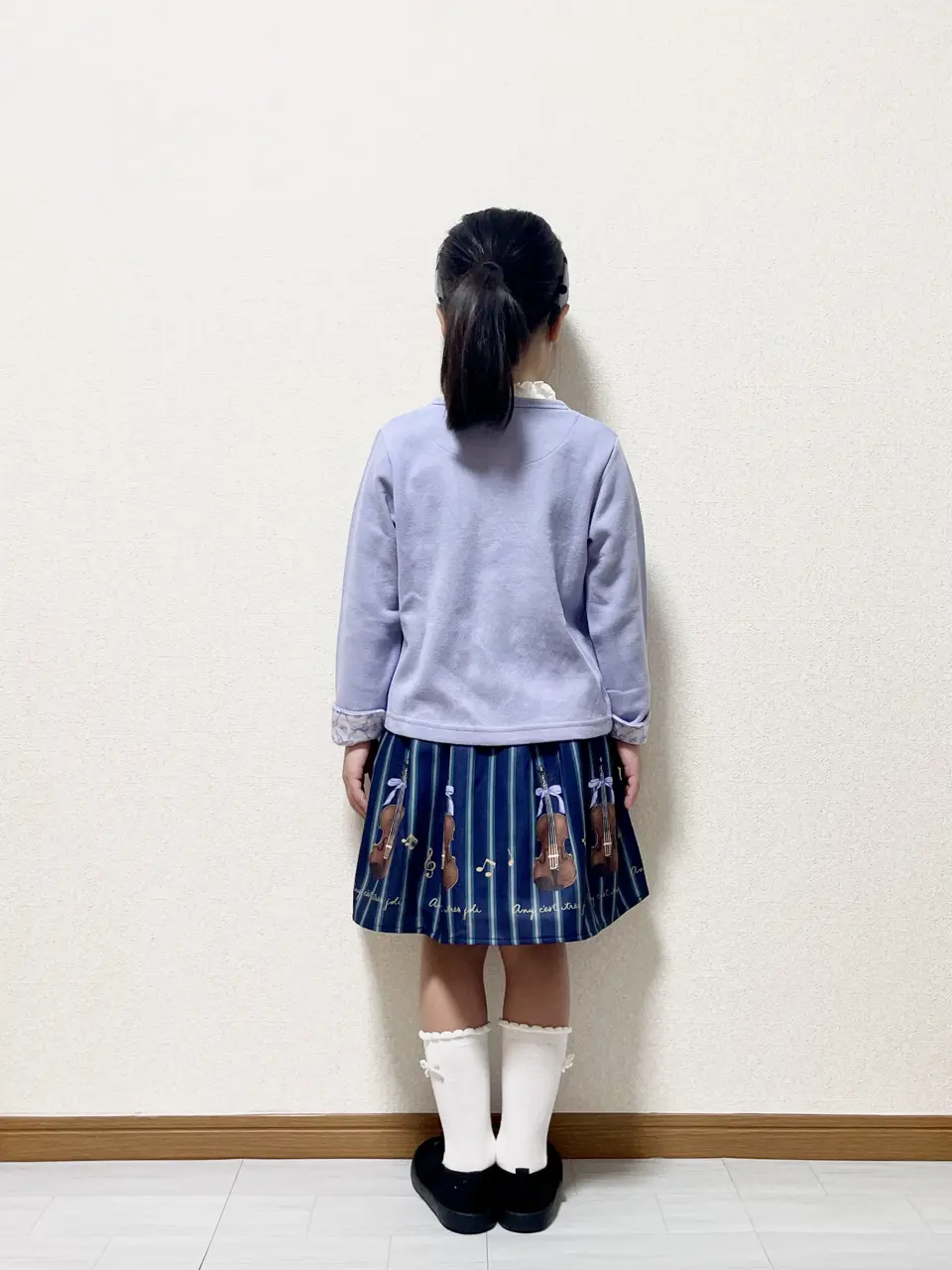 ANY MIKA コーディネート画像