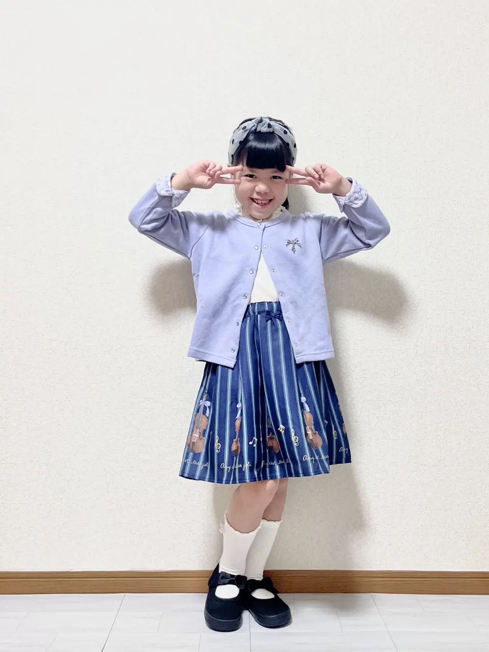 ANY MIKA コーディネート画像