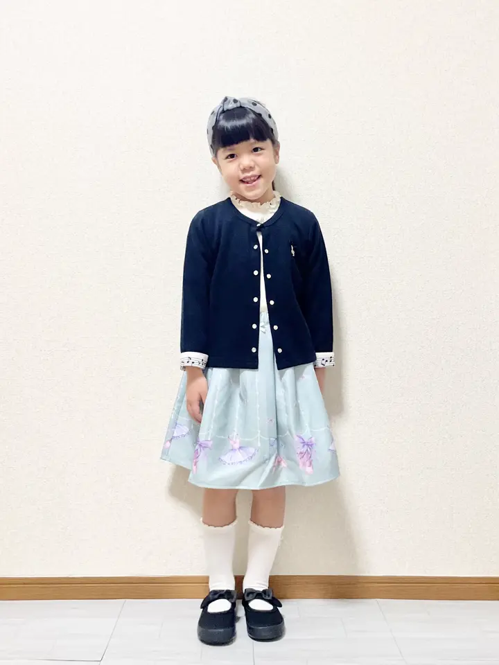 ANY MIKA コーディネート画像