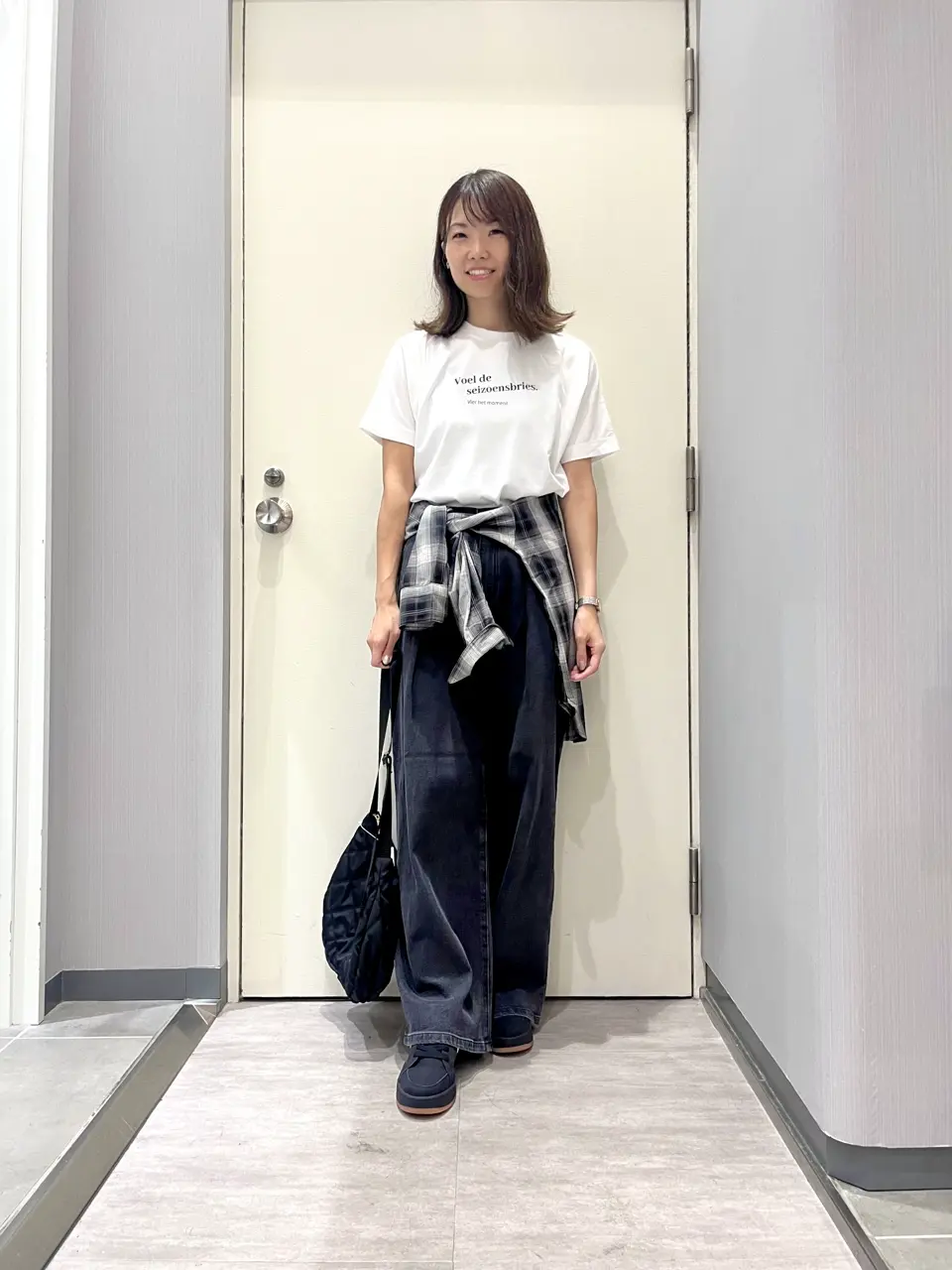 ANY 金井 コーディネート画像