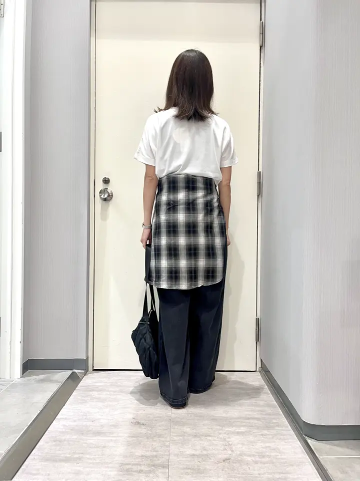 ANY 金井 コーディネート画像