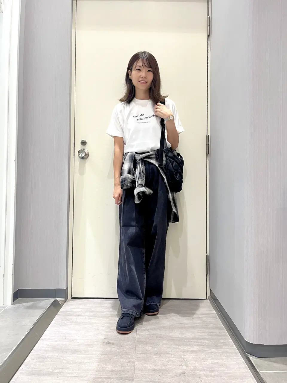 ANY 金井 コーディネート画像