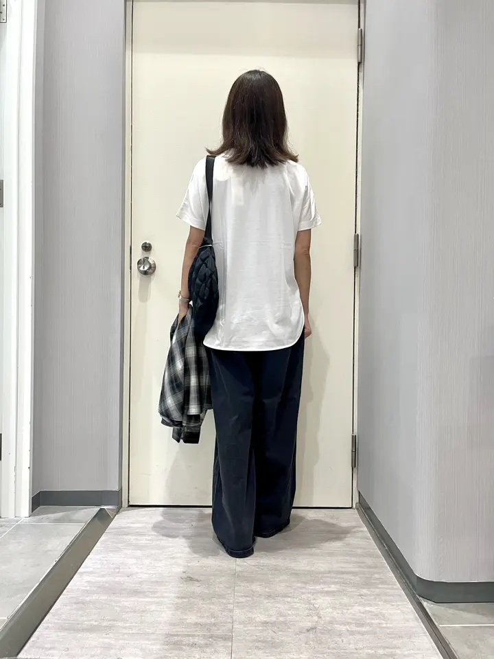 ANY 金井 コーディネート画像