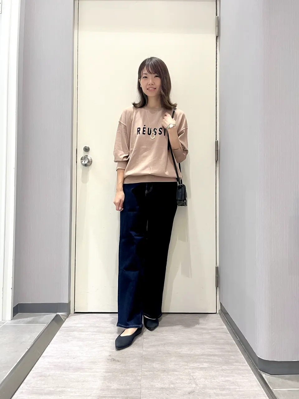 ANY 金井 コーディネート画像