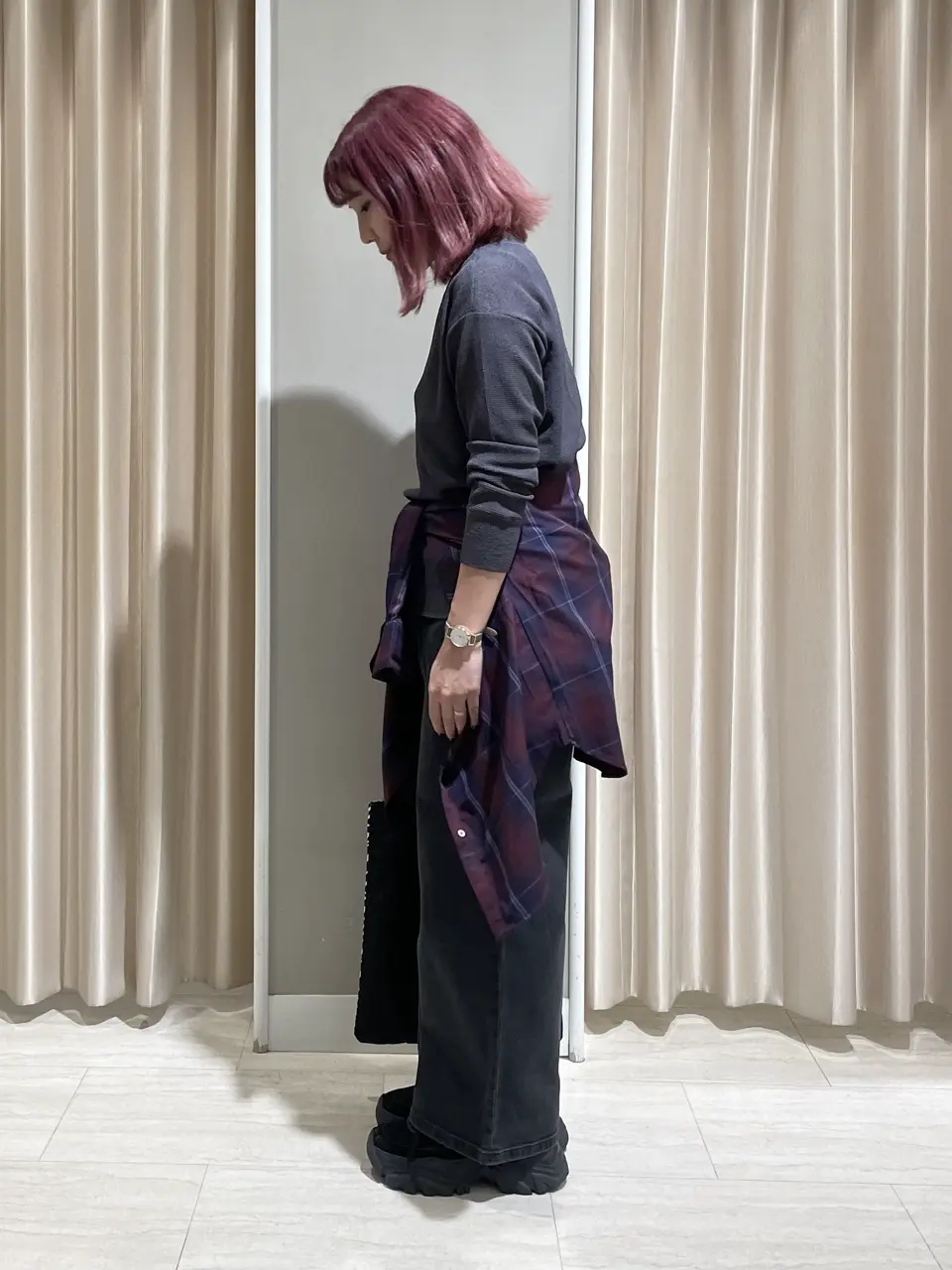 ANY 柄澤 コーディネート画像