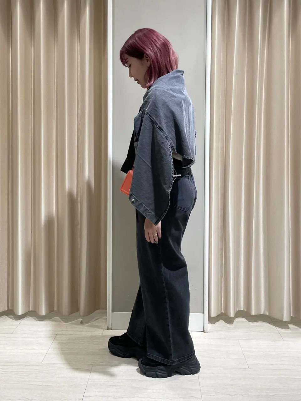 ANY 柄澤 コーディネート画像