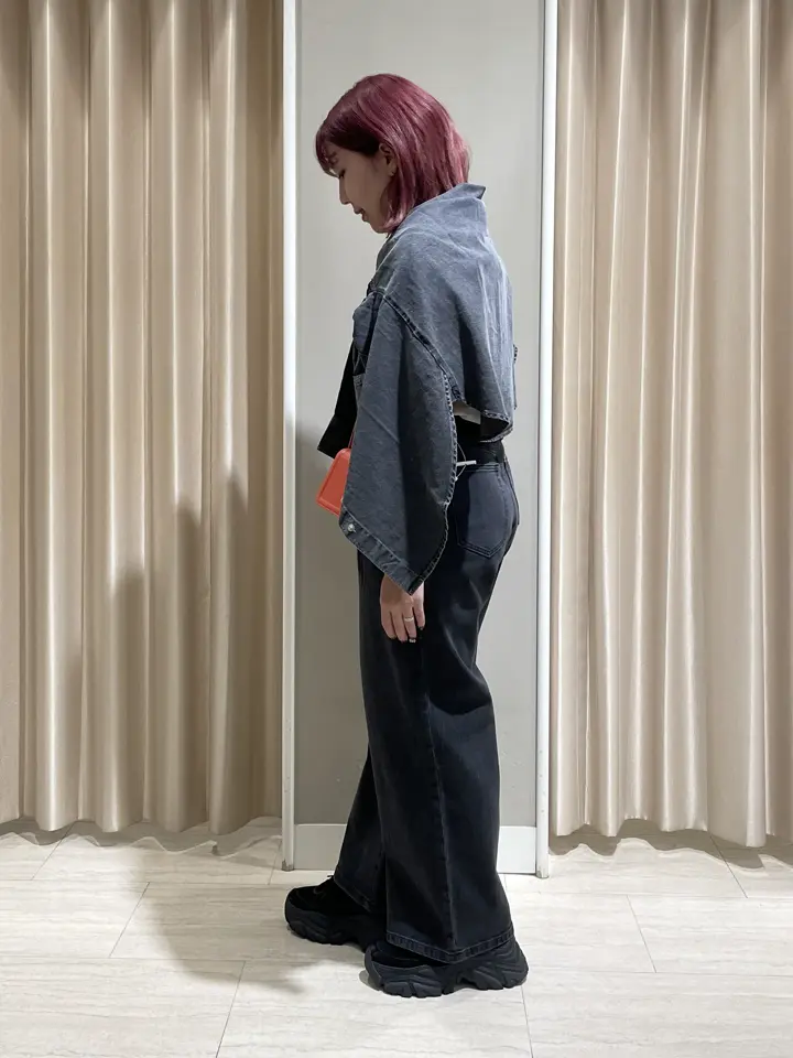 ANY 柄澤 コーディネート画像