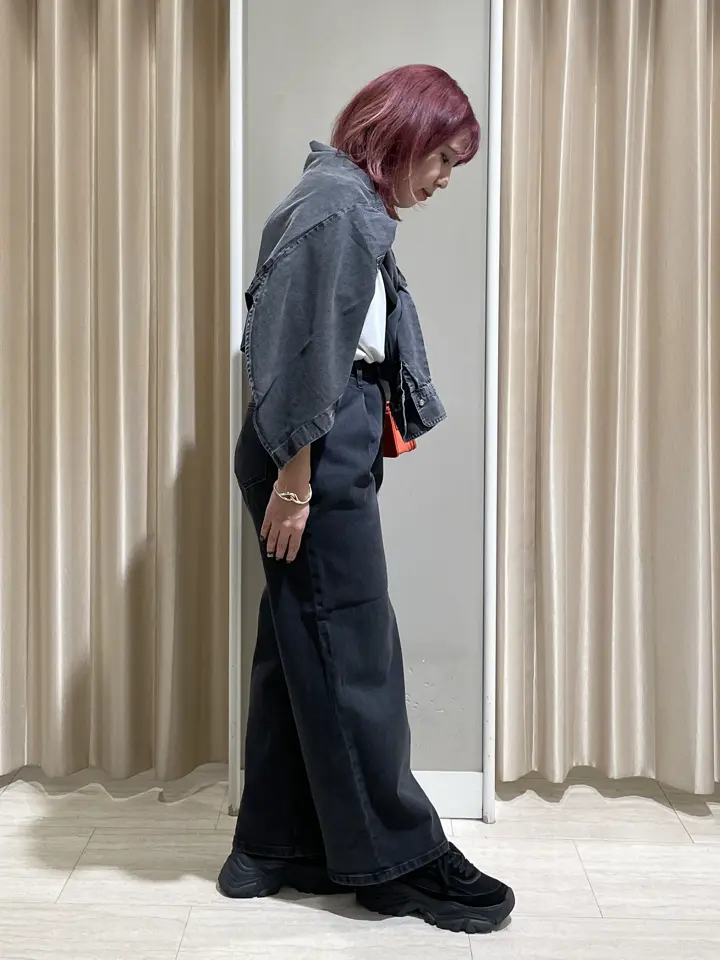 ANY 柄澤 コーディネート画像