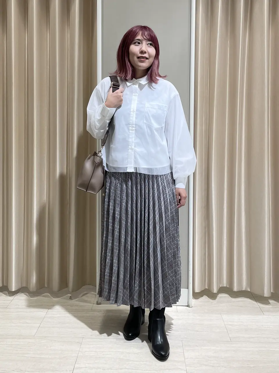 ANY 柄澤 コーディネート画像