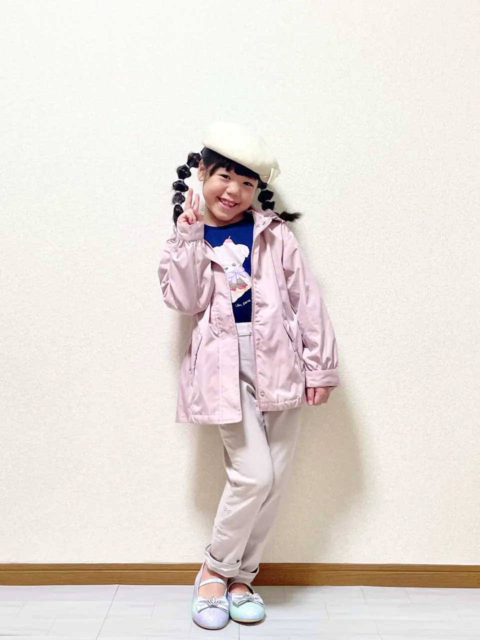 ANY MIKA コーディネート画像