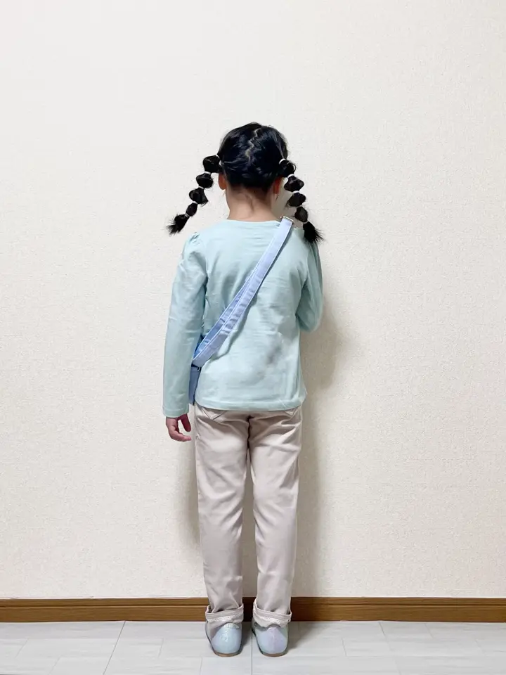 ANY MIKA コーディネート画像