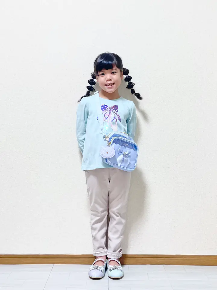 ANY MIKA コーディネート画像