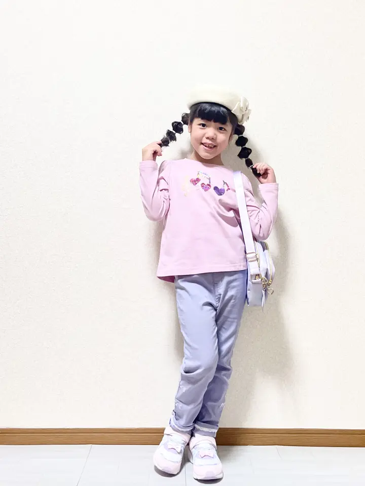 ANY MIKA コーディネート画像