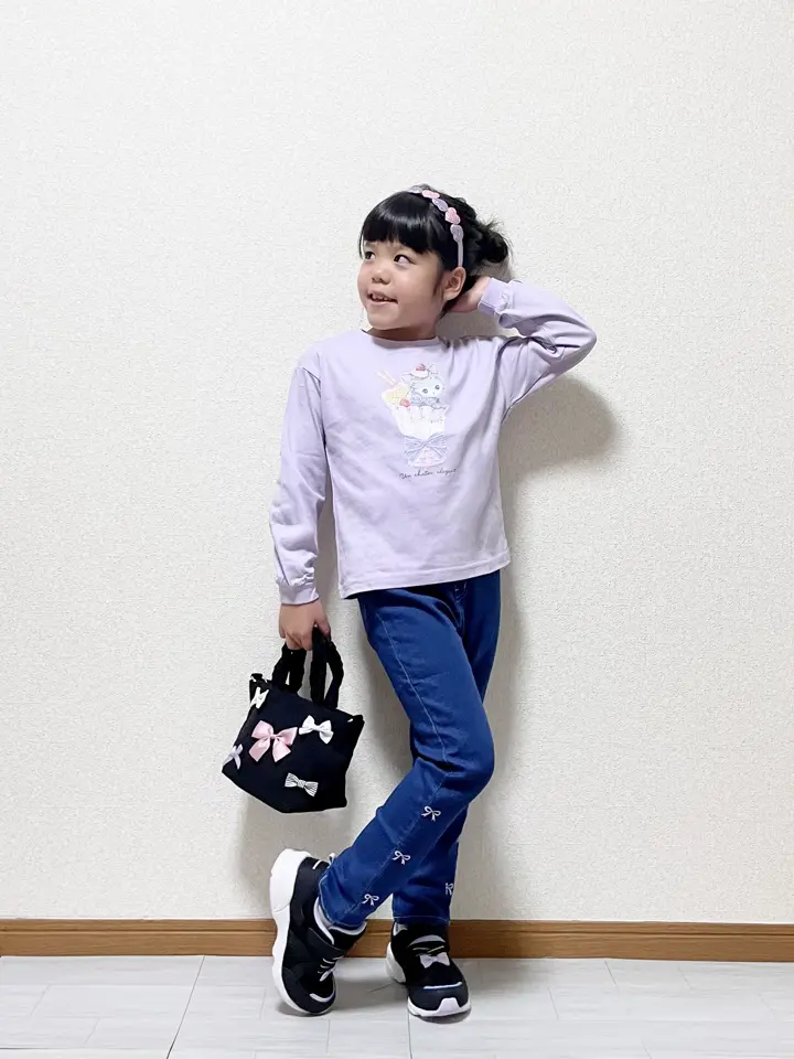 ANY MIKA コーディネート画像