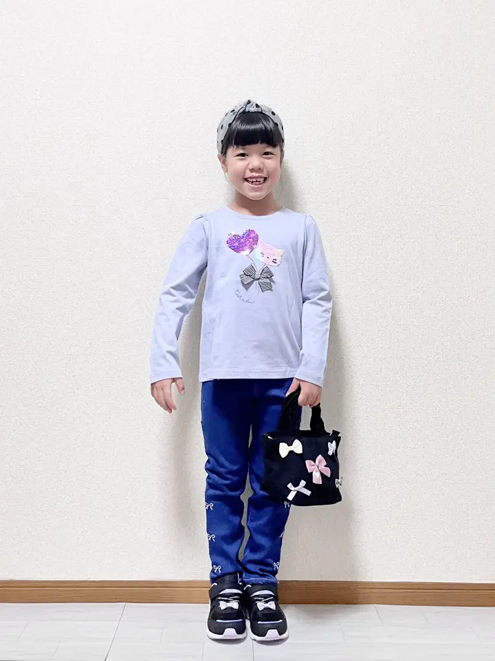 ANY MIKA コーディネート画像