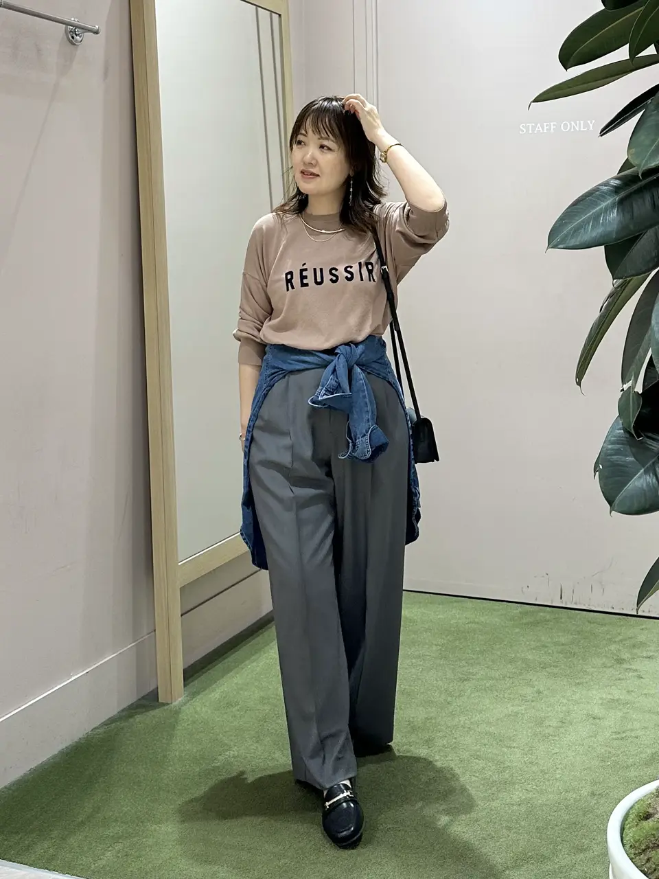 ANY フジコ コーディネート画像