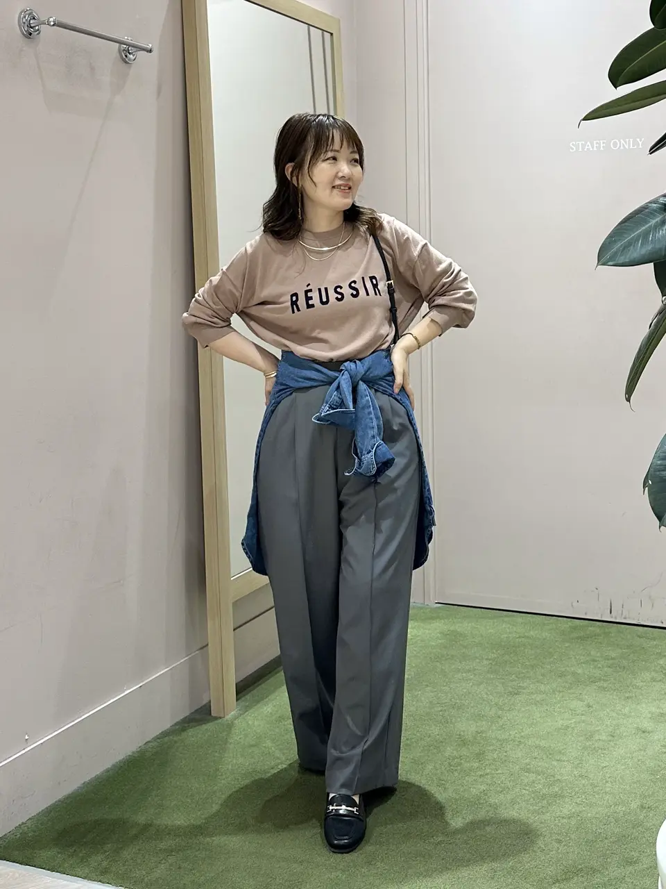 ANY フジコ コーディネート画像