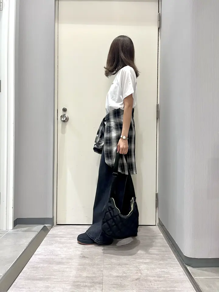 ANY 金井 コーディネート画像