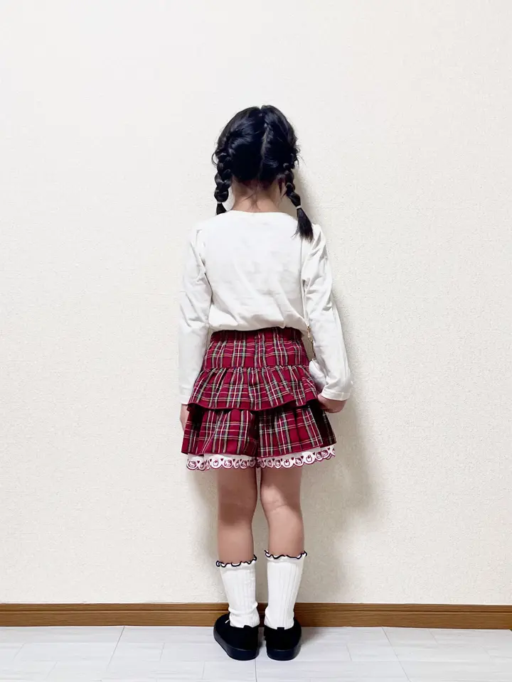 ANY MIKA コーディネート画像