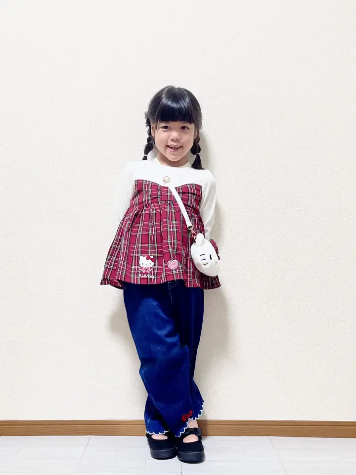 ANY MIKA コーディネート画像