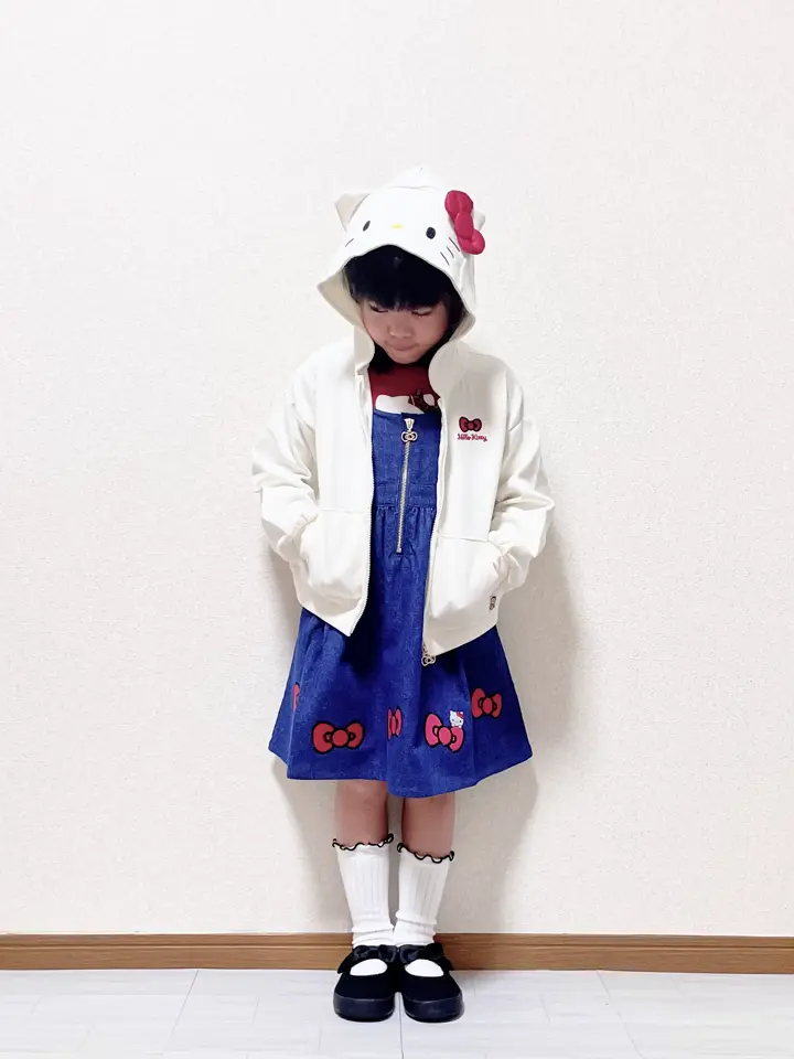 ANY MIKA コーディネート画像