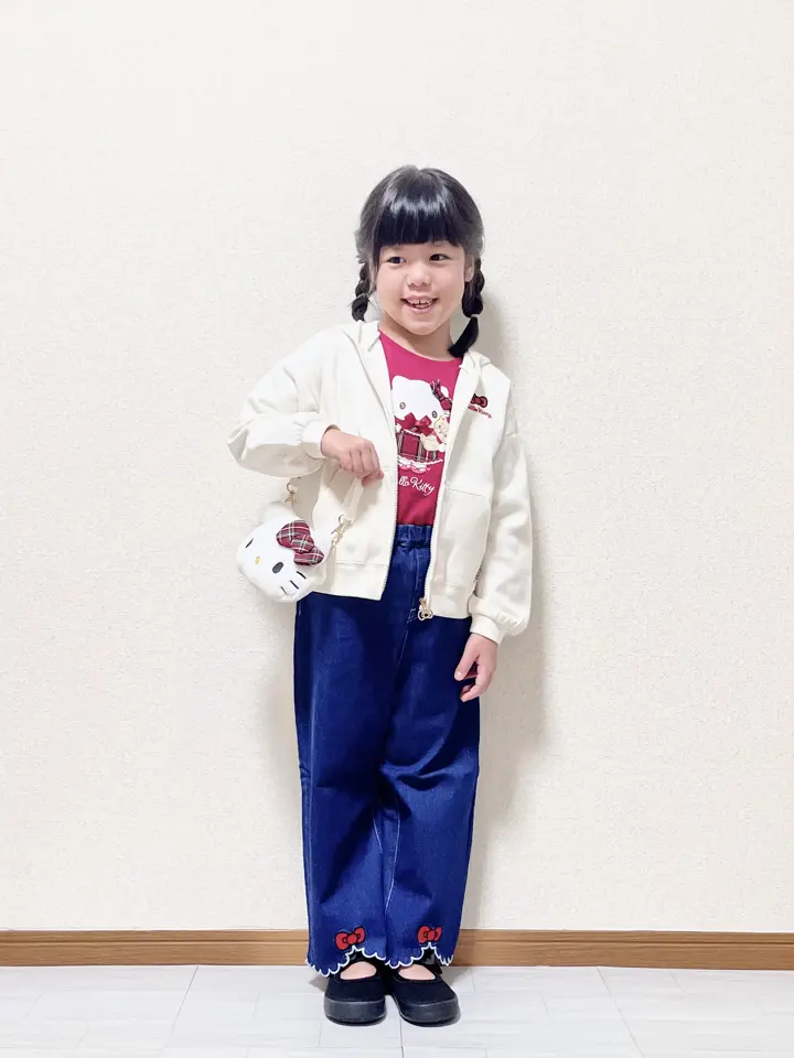 ANY MIKA コーディネート画像