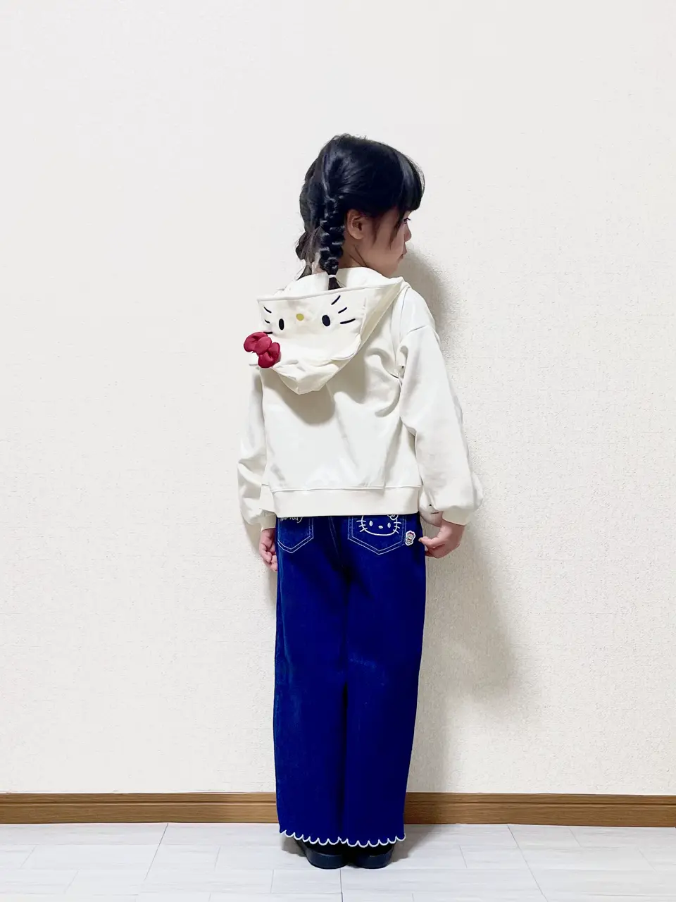 ANY MIKA コーディネート画像