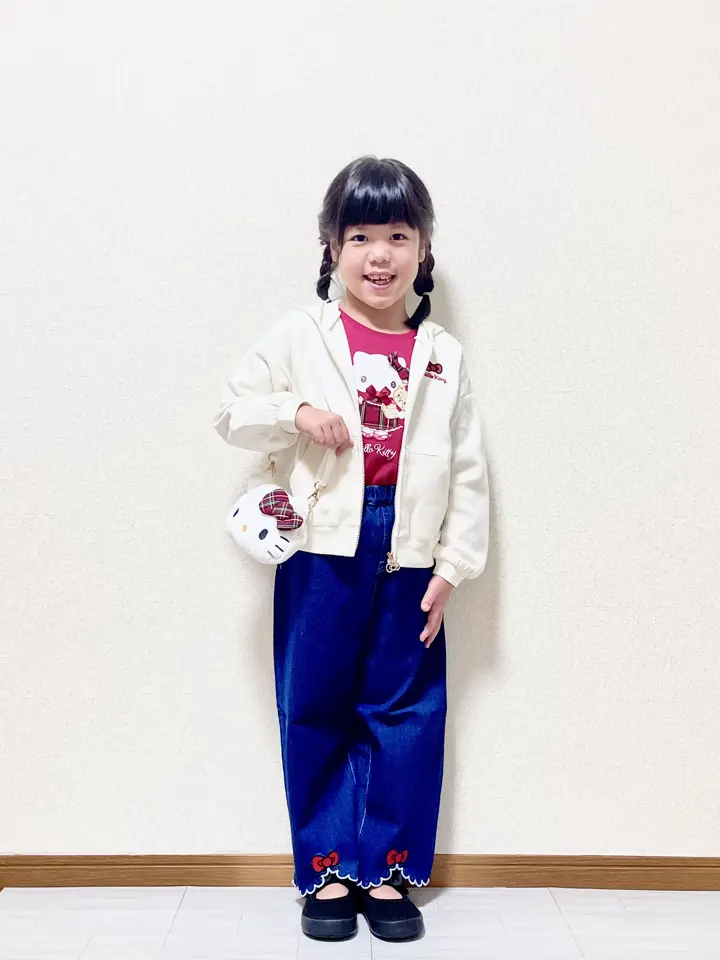 ANY MIKA コーディネート画像