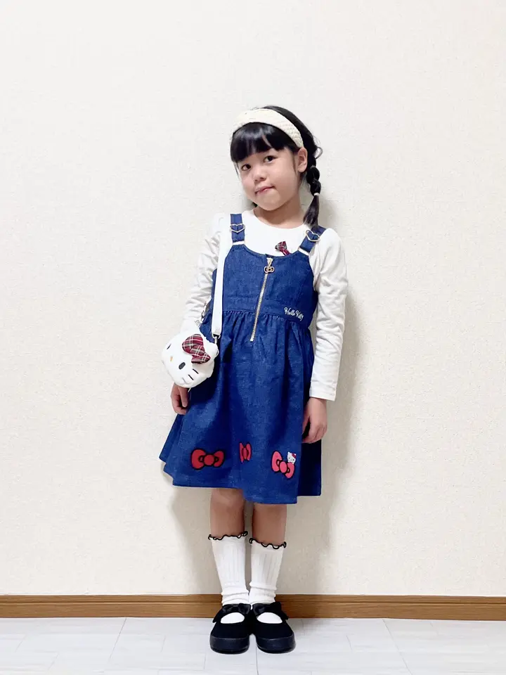 ANY MIKA コーディネート画像