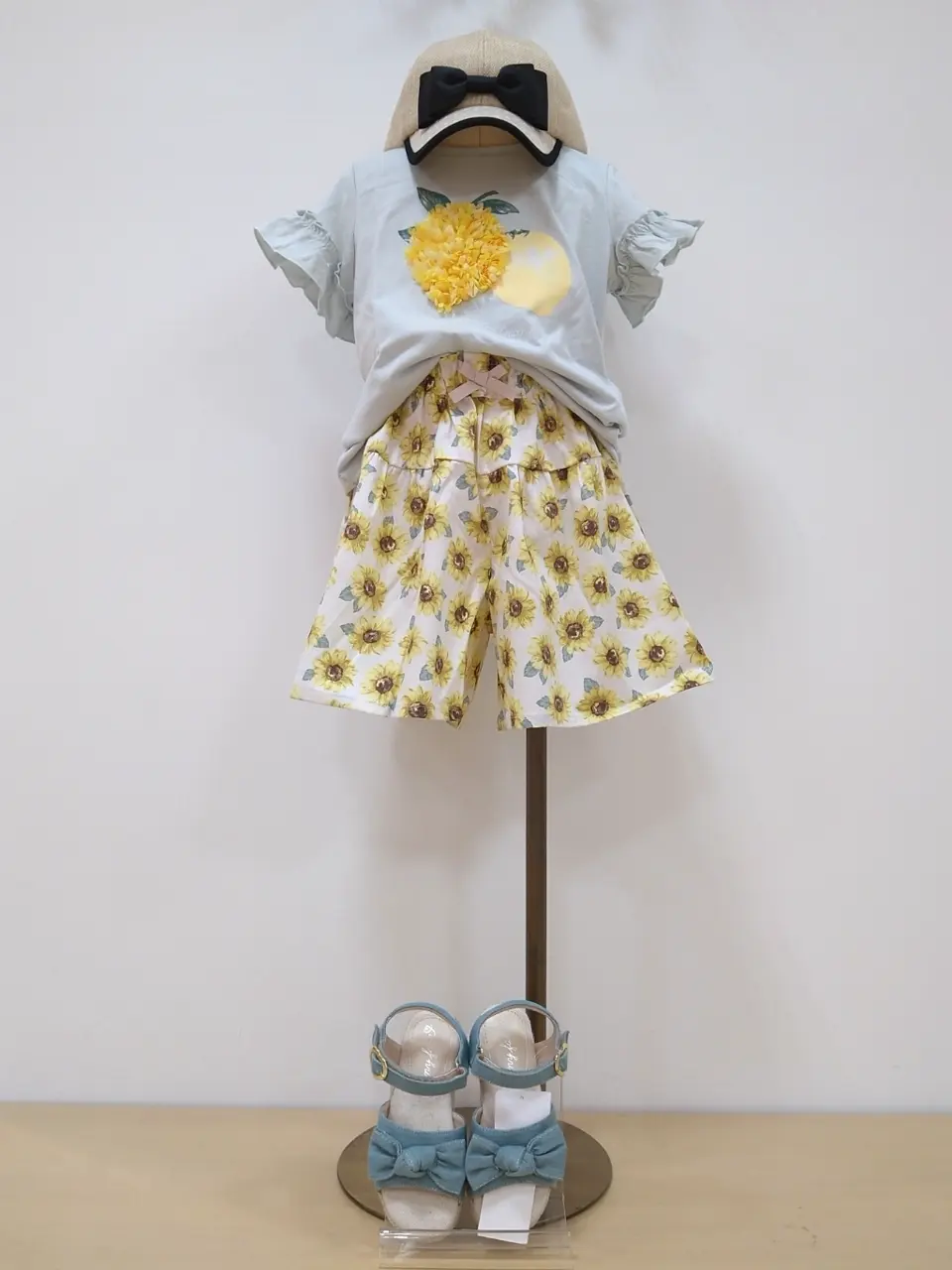 ANY H コーディネート画像