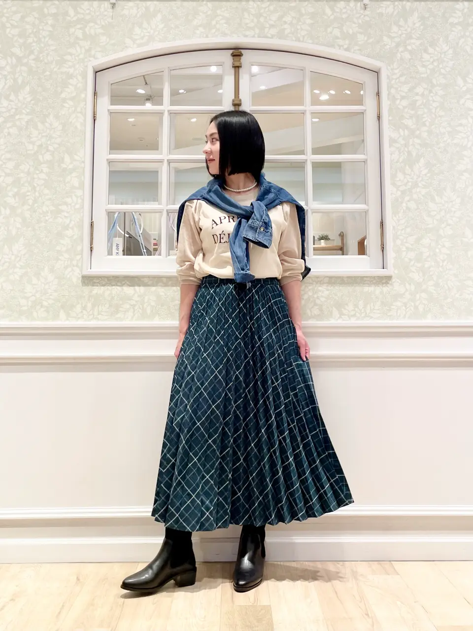 ANY MIKA コーディネート画像