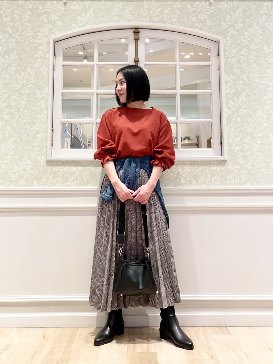 ANY MIKA コーディネート画像