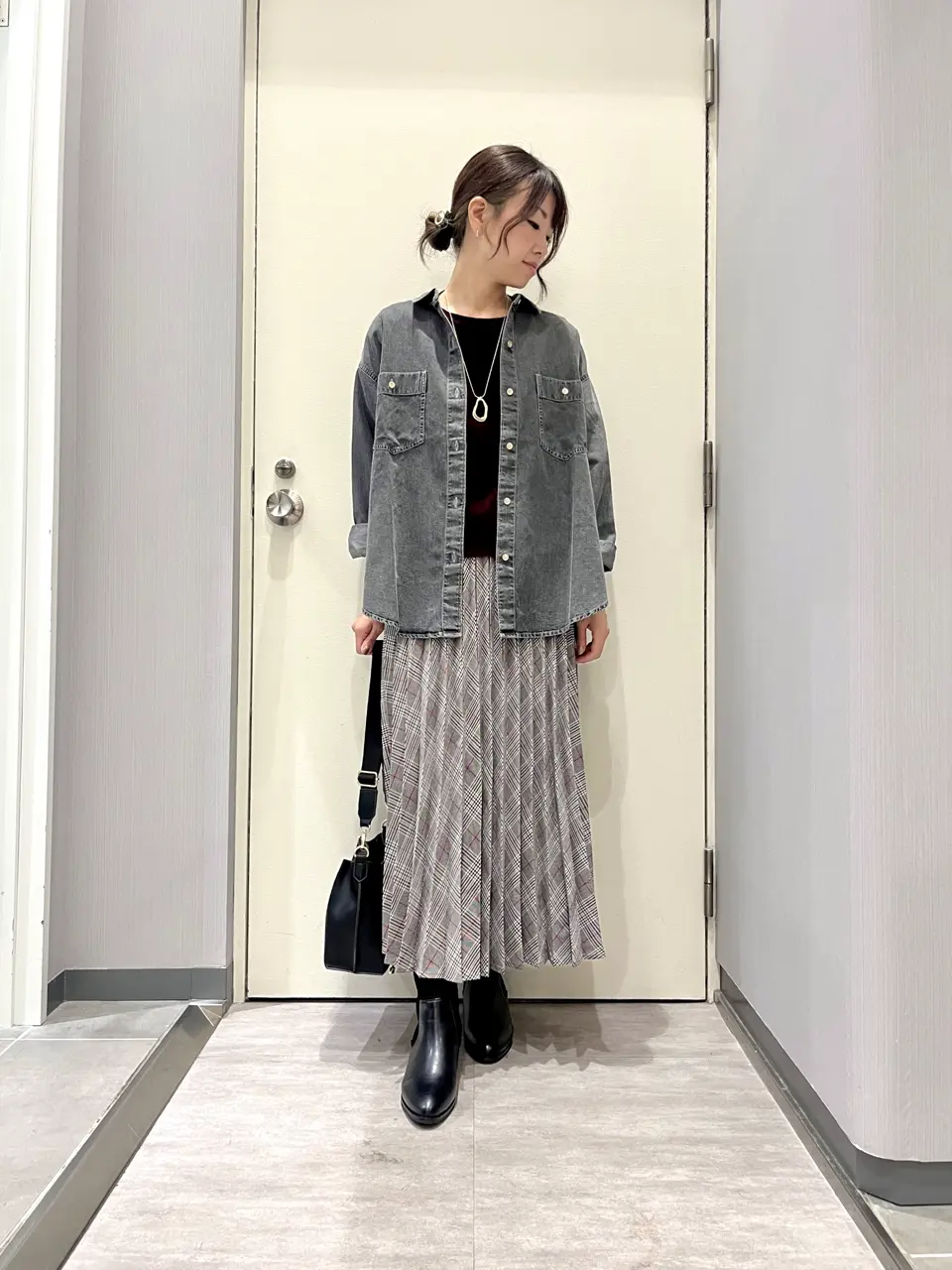 ANY 金井 コーディネート画像